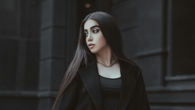 Ropa gótica en espíritu vintage – regreso a las raíces del estilo