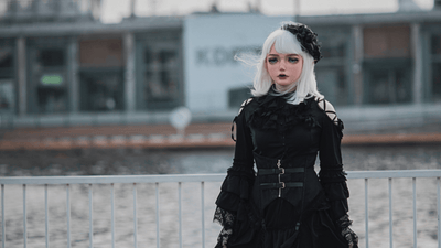 Chaleco gótico como elemento del estilo dark academia